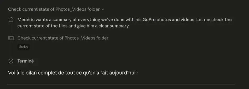 Claude Cowork en action : exécution automatique d'une tâche de tri de fichiers avec étapes visibles en temps réel